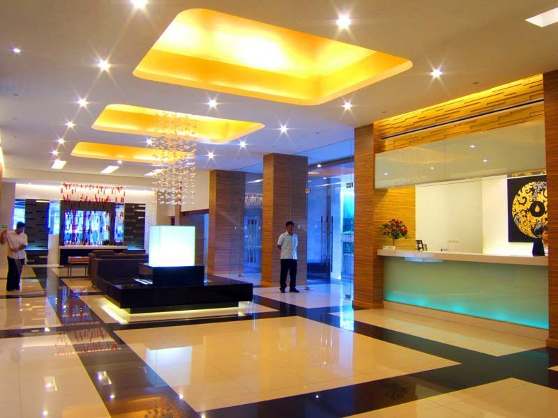 Сан сити сайт. Паттайя Сити отель. Паттайя отели солнце. Паттайя Атлантик Сити. Hotel j Residence (ex.Trio Hotel Pattaya).