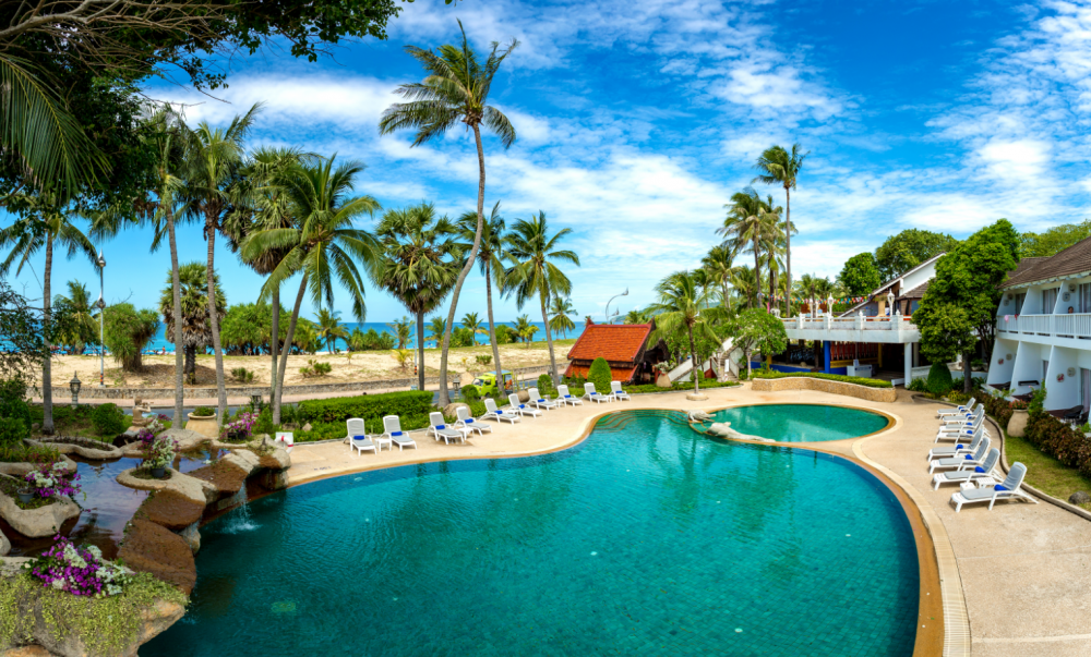 Palm phuket. Thavorn Palm Beach Resort 5*. Палм Бич Тайланд. Отель Таворн Пхукет. Резорт Бич Тайланд.