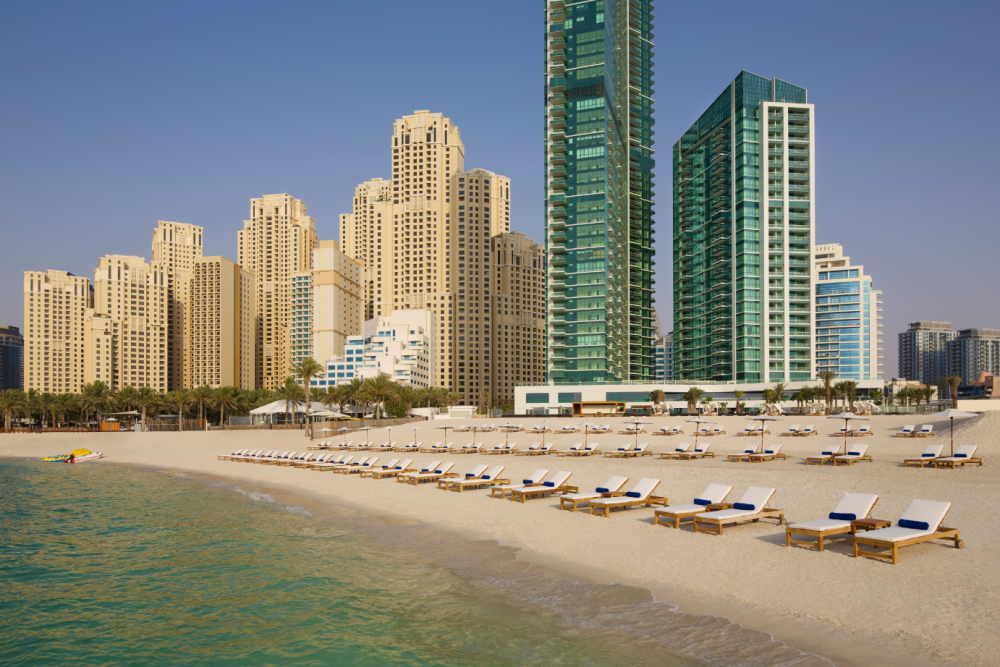 Jumeirah beach. Дубай отель Хилтон Джумейра Бич. Отель Хилтон Дубай Марина. Дубай Марина JBR. Дубай Марина (JBR Beach).