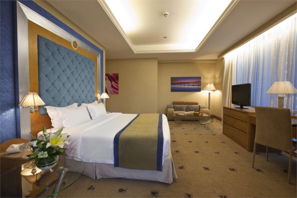 Social hotel resort ex byblos hotel 4. Библос отель Дубай Теком. Marina Byblos Hotel 4 Дубай. Mercure Gold Hotel al Mina Road Dubai.