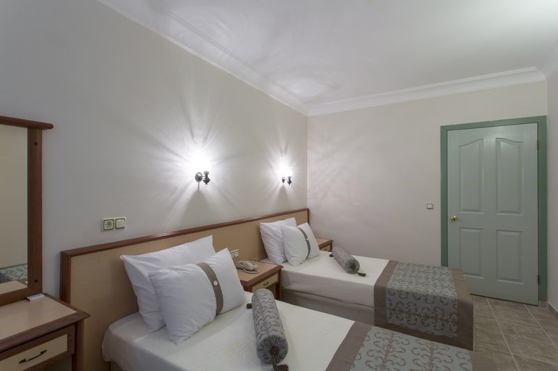 Villa sunflower aparts suites 4. Villa Sunflower Apart Suites 4. Вилла Санфлауэр Турция Аланья. Отель в Азове Villa Sunflower. Вилла Сан Фловер Турция Аланья.