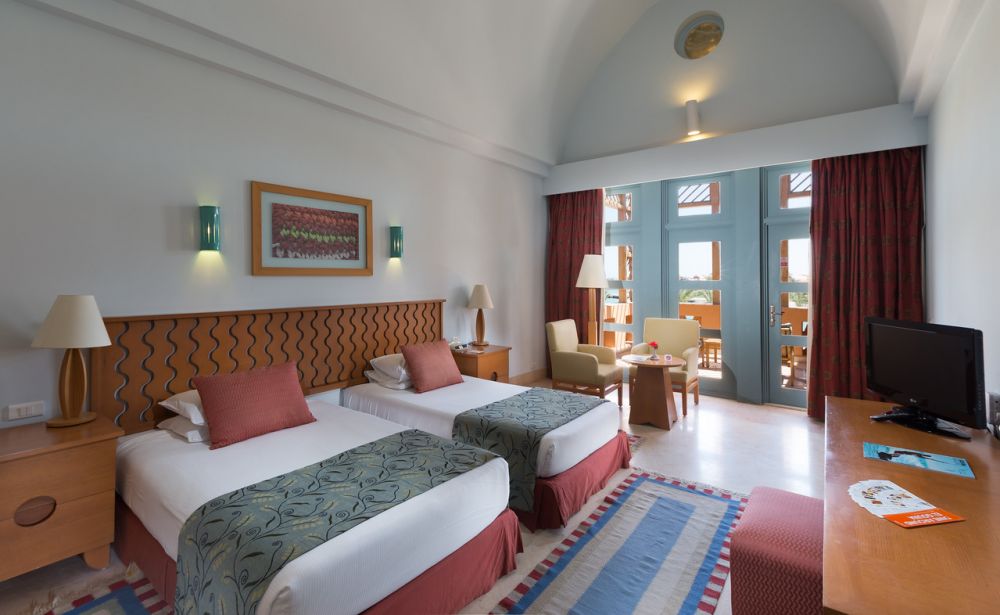 Steigenberger Golf Resort el Gouna. Standard Room with French balcony ai Steigenberger Magic.